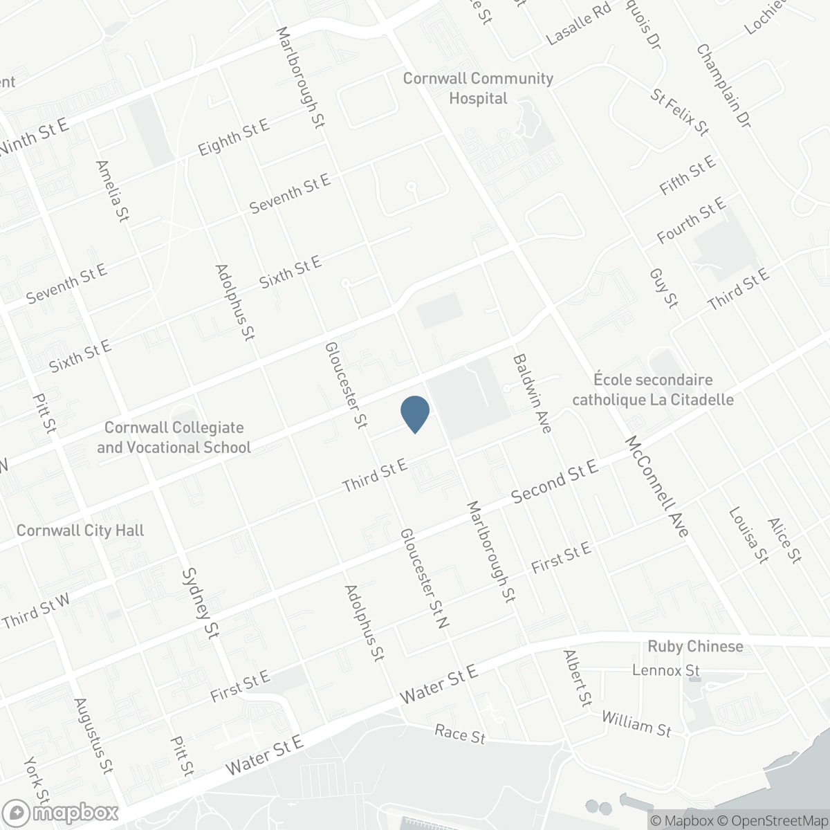 425 ABERDEEN AVENUE, Cornwall, Ontario K6H 2K7
